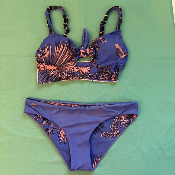 Maaji Blue Floral Bikini Set reversible padded lined size Small woman’s - Picture 6 of 11